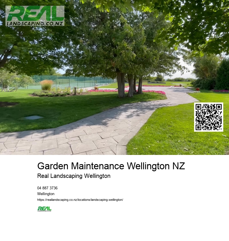 Wellington Backyard Landscaping